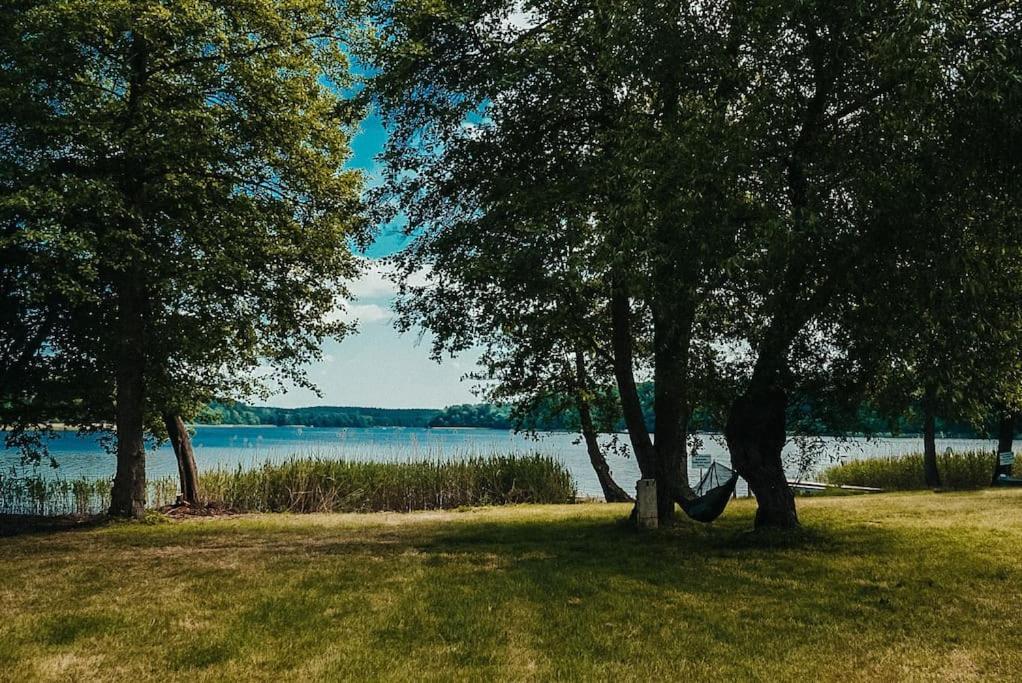 Ferienzimmer Direkt Am See Priepert Экстерьер фото